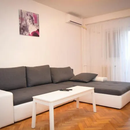 Last Minute Бухарест