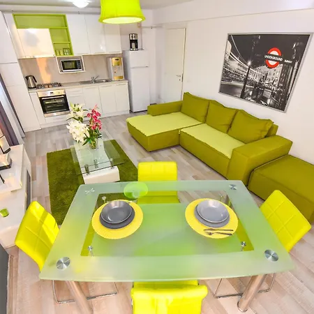 Last Minute Apartment