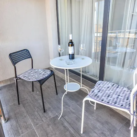 Last Minute Апартаменты