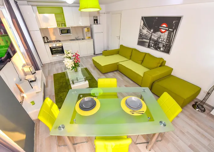 Last Minute Apartment